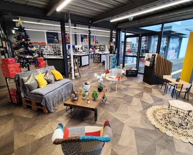 commerce de revêtements sols et murs à Saint-Doulchard près de Bourges dans le Cher 18